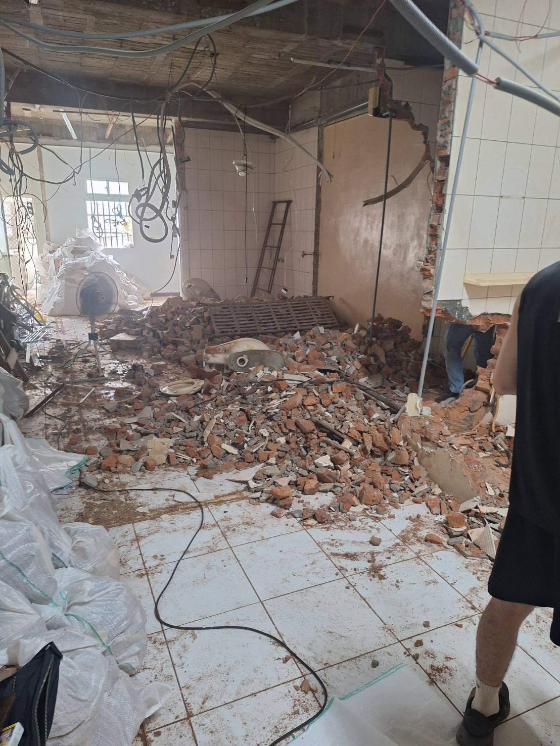 桃園套房拆除工程